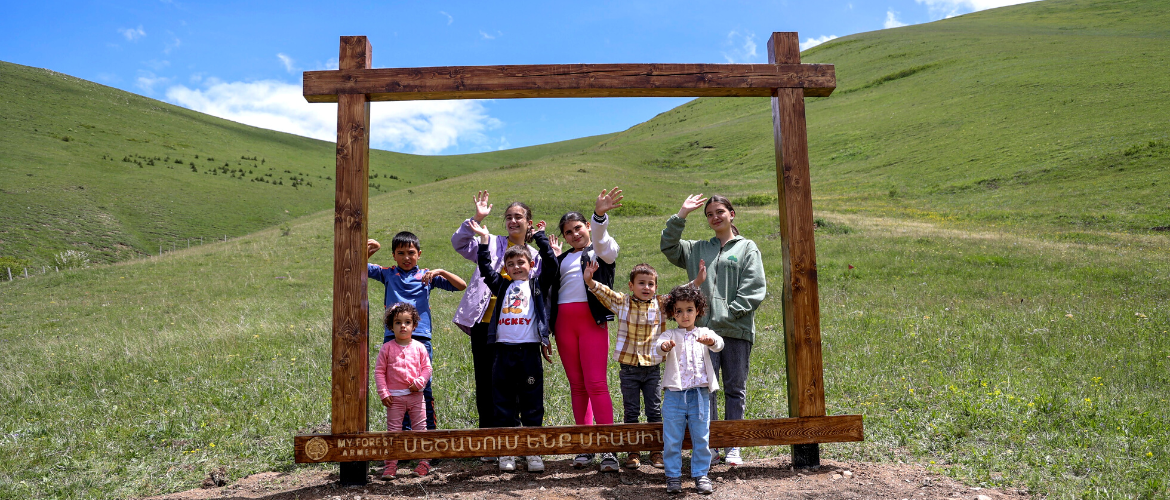 PLANTEZ DES ARBRES POUR LES ENFANTS